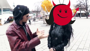 Незнакомец классно жарит соблазнительную телку