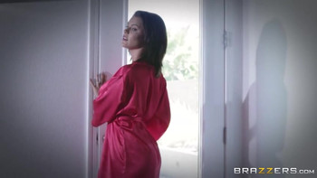 Молодая дырка